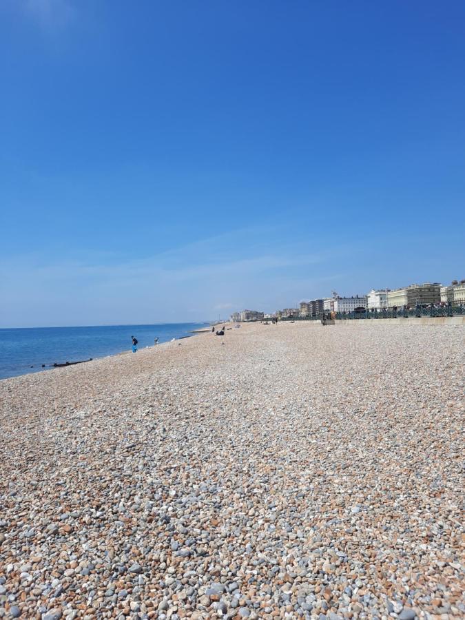 99 Steps To The Sea Appartement Hove Buitenkant foto